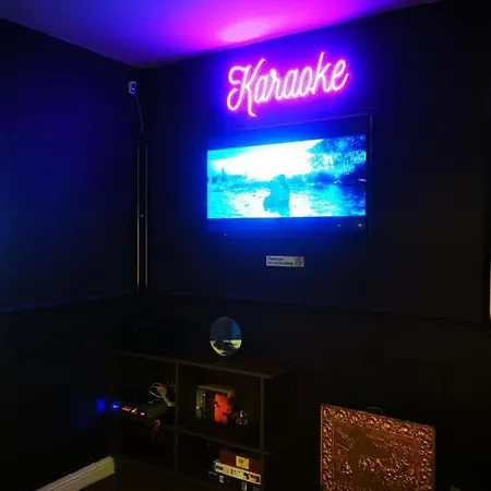 Gasthof Self Catering Private Room,Jacuzzi And Sauna *